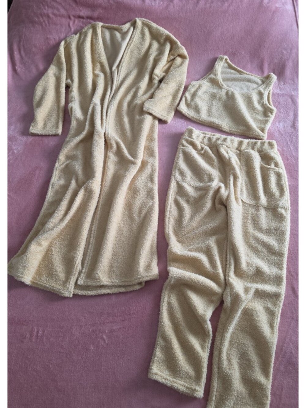 Beige Fleece 3-Piece Pajama Set Robe Tank & Pants w/ Pockets Size M - Picture 2 of 11